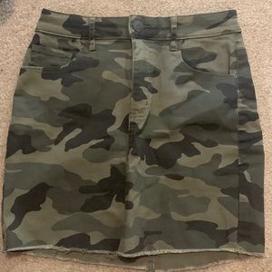 Hollister size XS army green jean skirt